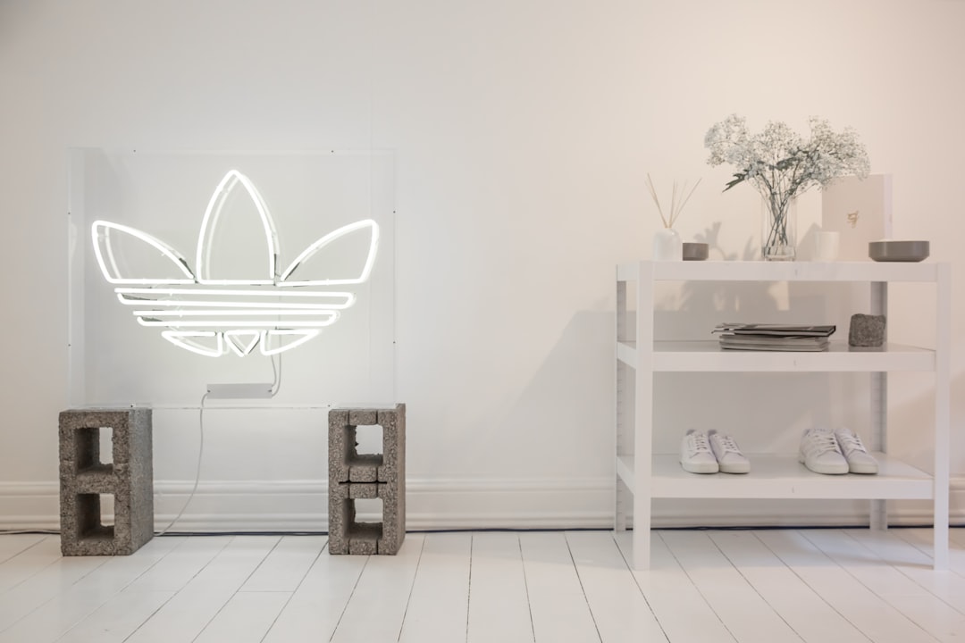 adidas-640x480-44345581.jpeg