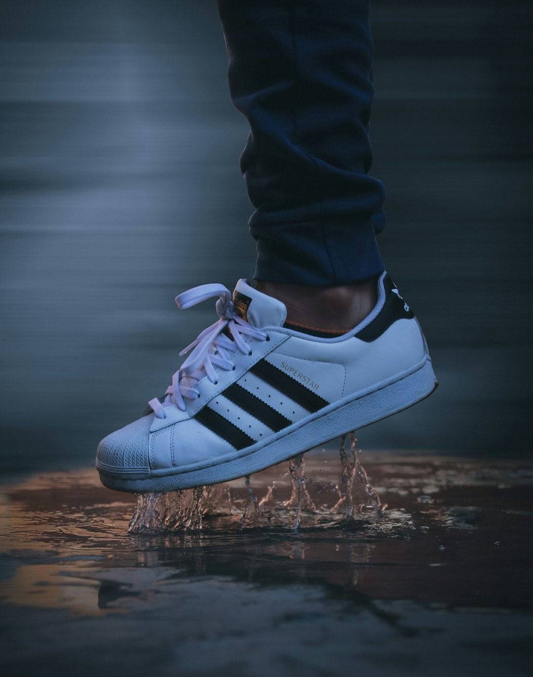 adidas-640x480-44830668.jpeg