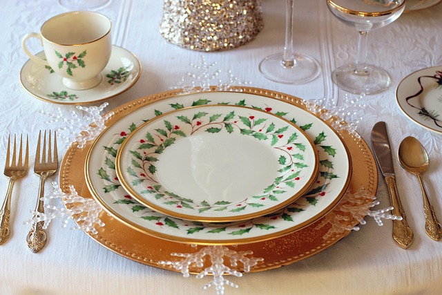 Decorative wall plates