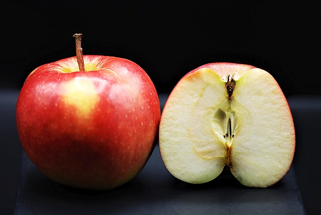 Granny Smith Apples: A Healthy, Flavorful Choice from Orchard to Table