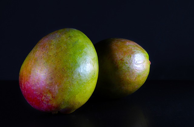 Red Mango Growth: Accelerating the Fastest Mango Varieties