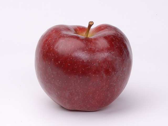 red-apples-640x480-93157591.jpeg