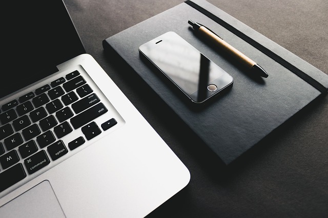 Mastering Online Reputation: A Comprehensive B2B Content & Blog Strategy