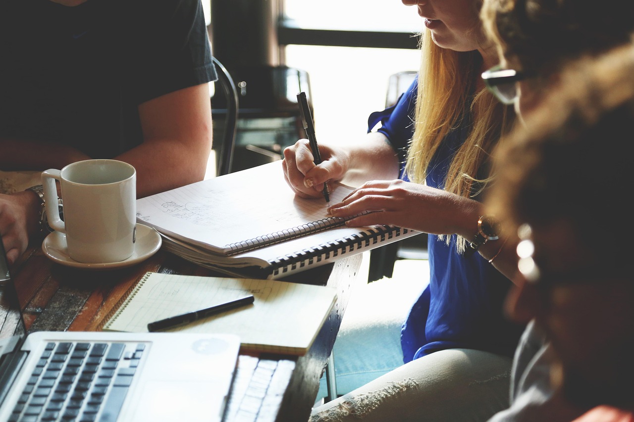 SEO Strategies for B2B Lead Generation: A Comprehensive Guide to Attracting Qualified Leads Online
